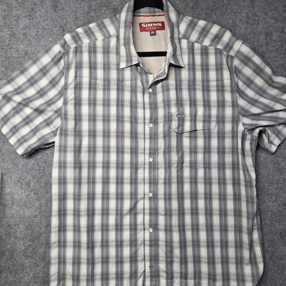 Simms Fishing Products Mens XL Gray Plaid Short Sleeve Button Down Fishing Shirt